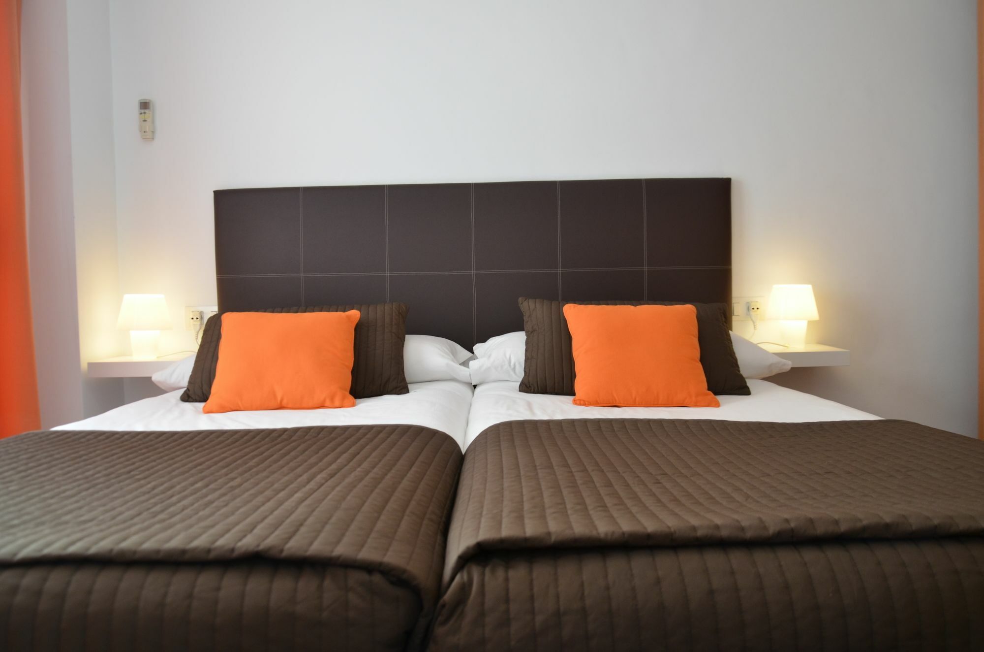 Apartamentos San Isidro 44 غرناطة المظهر الخارجي الصورة
