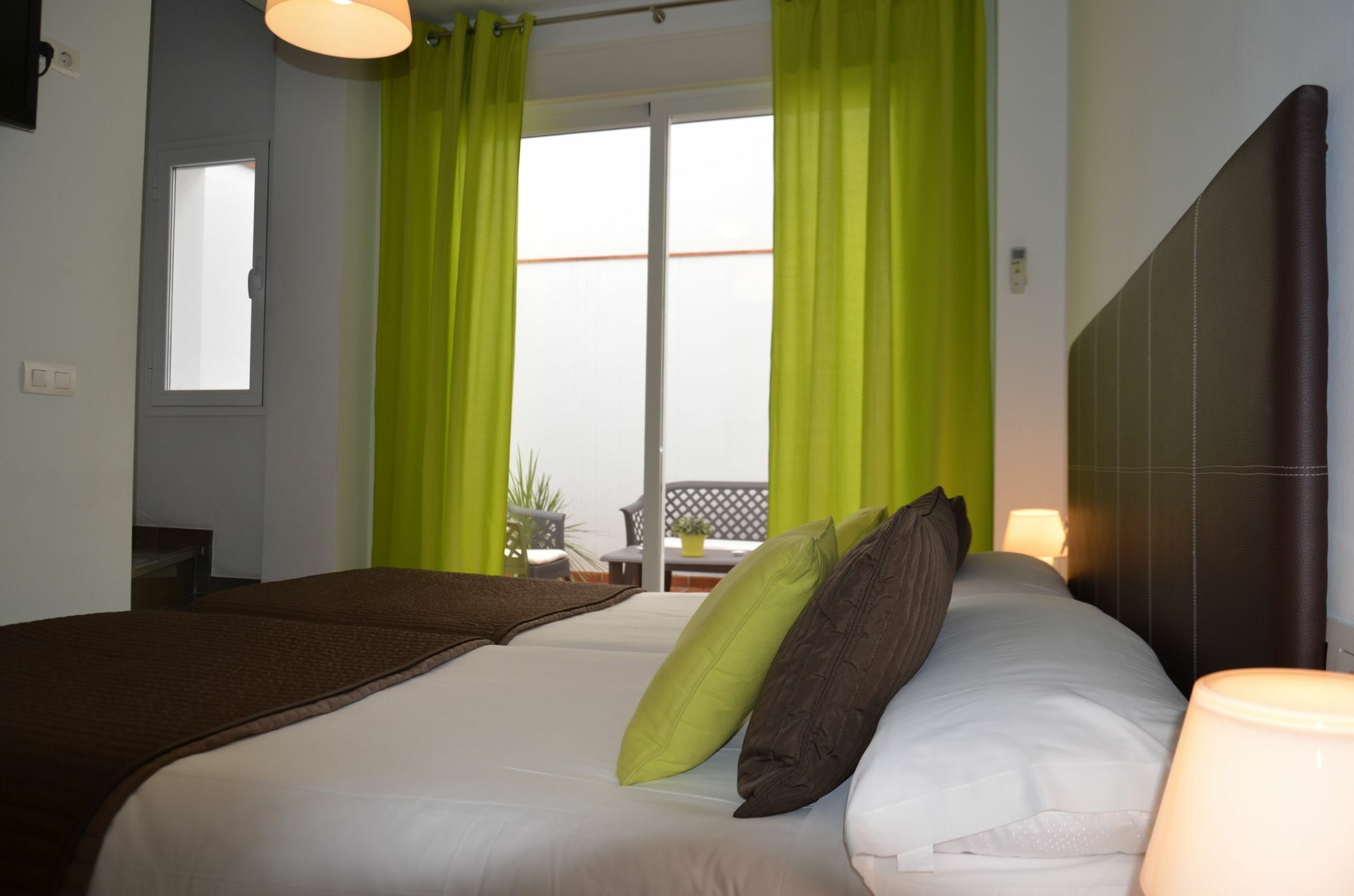 Apartamentos San Isidro 44 غرناطة المظهر الخارجي الصورة