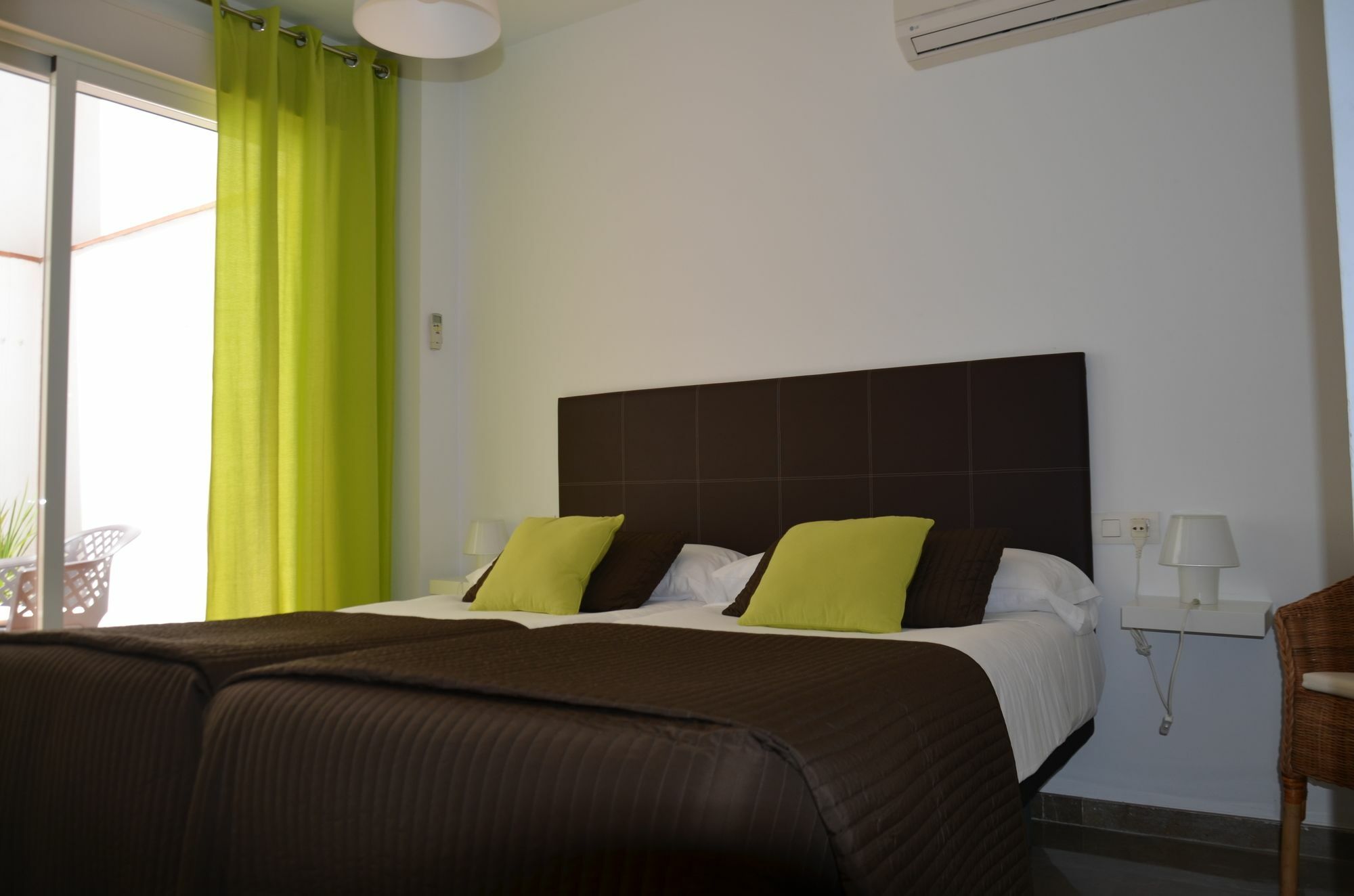 Apartamentos San Isidro 44 غرناطة المظهر الخارجي الصورة