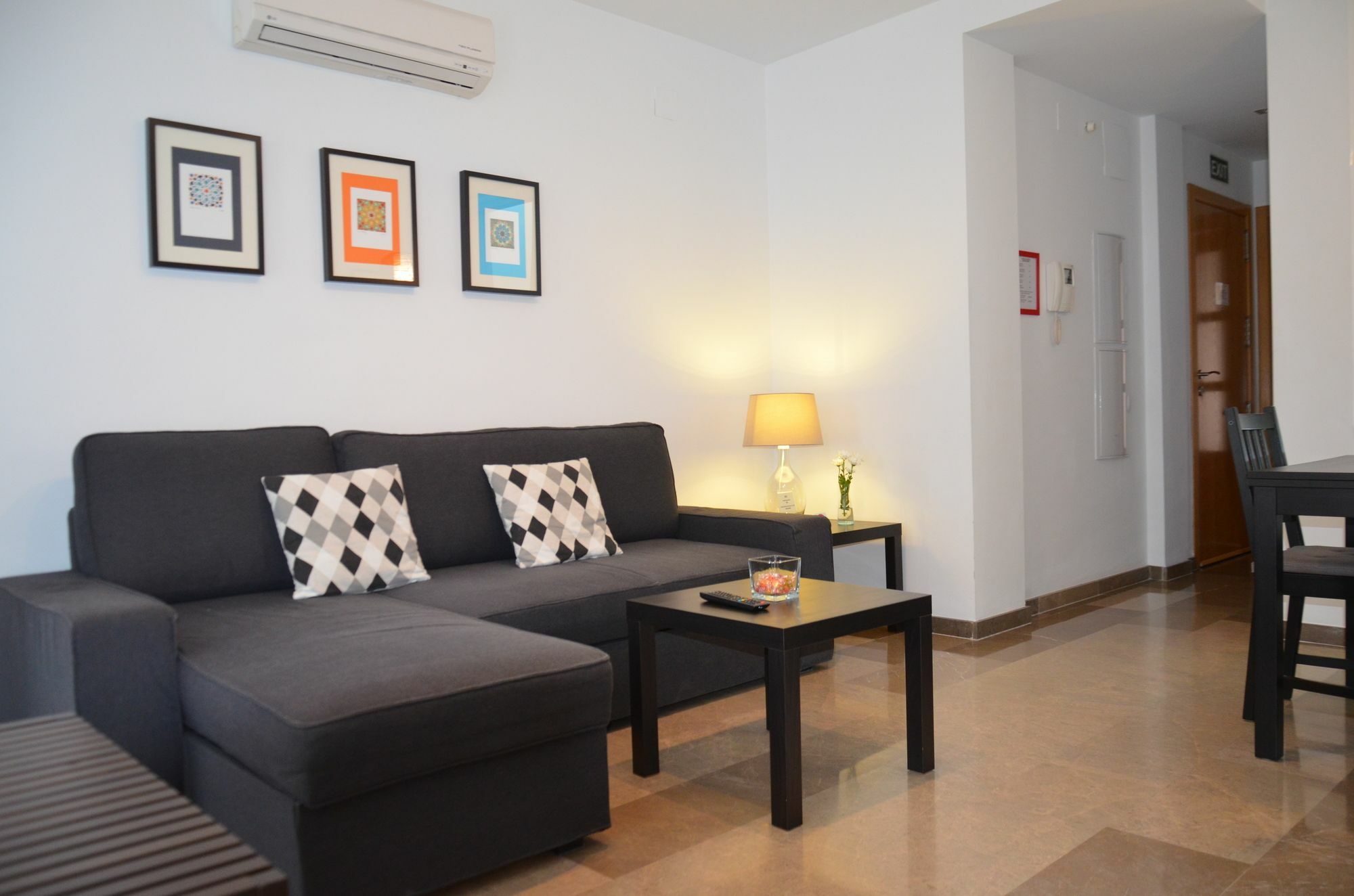 Apartamentos San Isidro 44 غرناطة المظهر الخارجي الصورة
